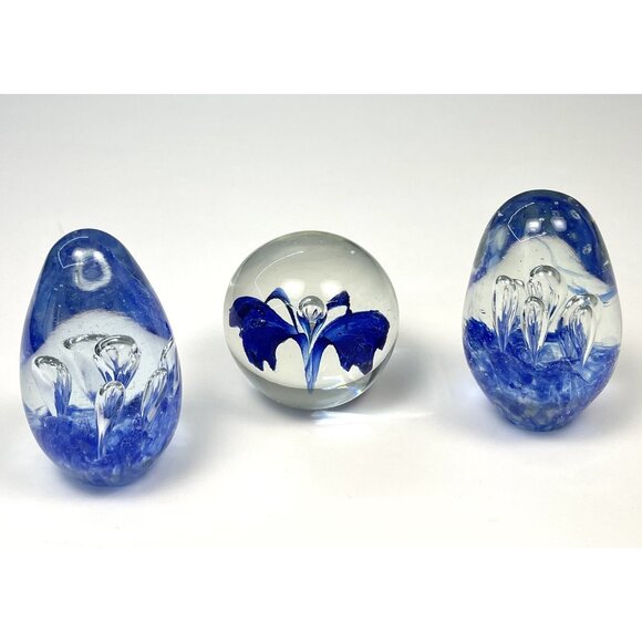 VTG Lot 3 MCM 3.5" Cobalt Hand Blown Egg-Shaped Controlled Bubble PAPERWEIGHTS - Picture 2 of 10